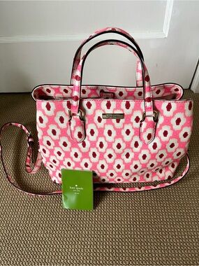 kate spade Pink & White Floral Pattern Tote with Crossbody Strap